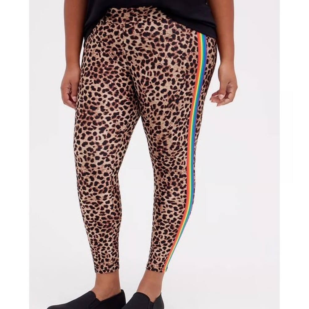 Torrid Leopard Print Leggings Rainbow‎ Side Stripe Size 4, 26 NWT